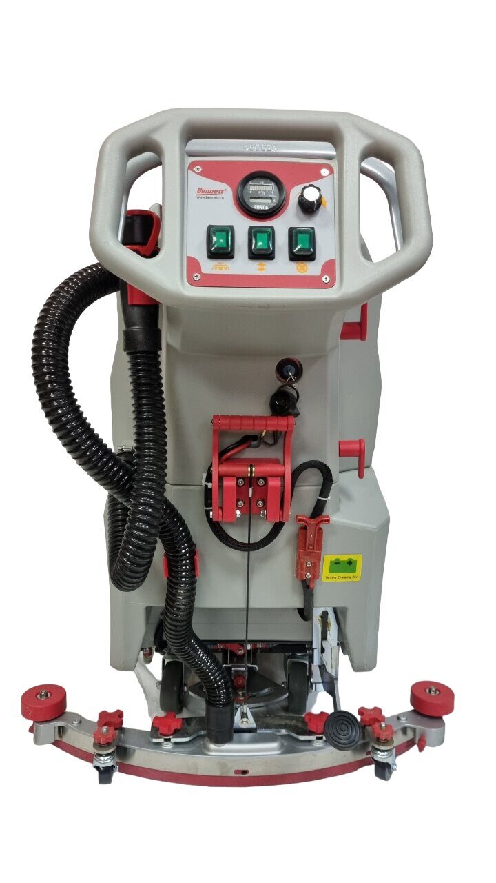 Bennett Clever C510b — Аккумуляторная поломоечная машина