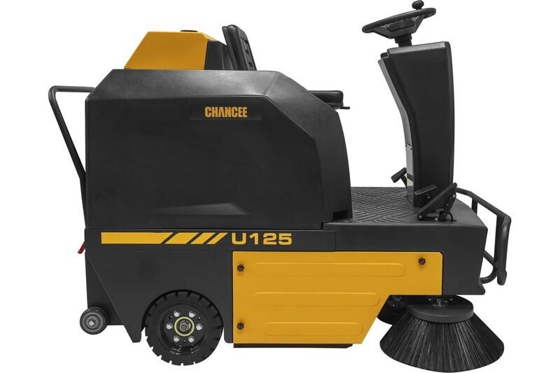 Chancee U125 — Аккумуляторная подметальная машина с местом оператора фото 6