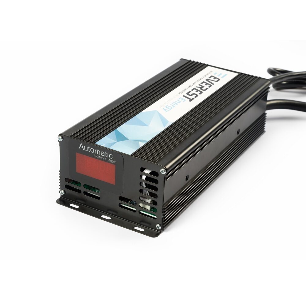 Everest Energy 24V 30A SB120 — Зарядное устройство
