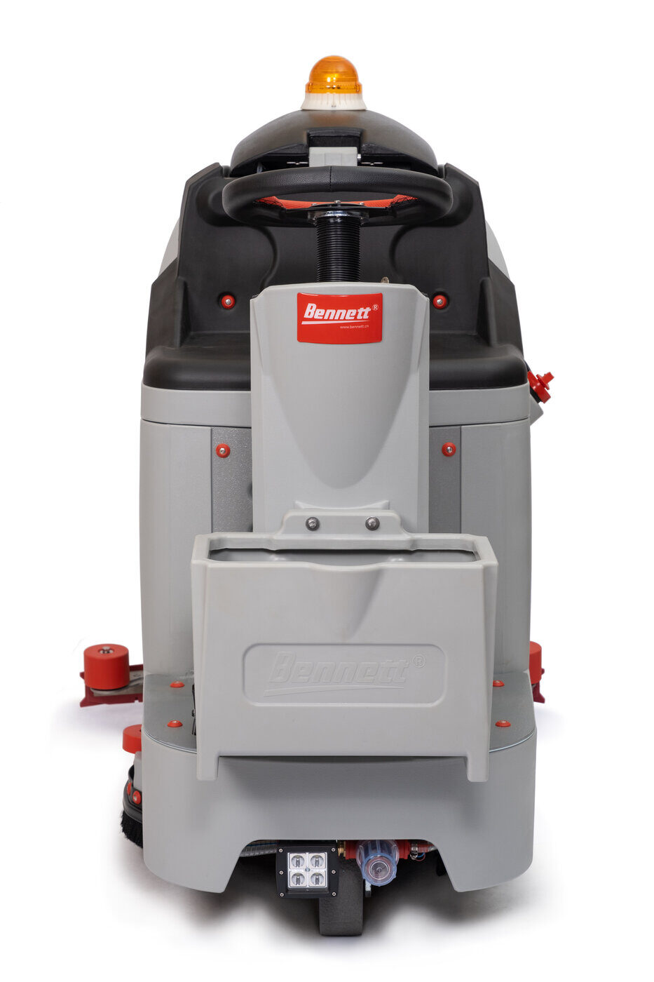 Bennett Ranger R510b — Аккумуляторная поломоечная машина с местом для оператора