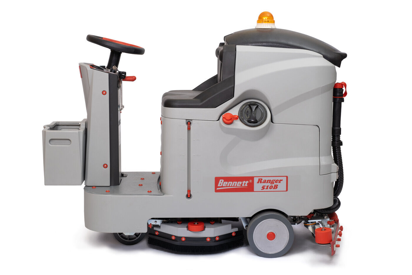 Bennett Ranger R510b — Аккумуляторная поломоечная машина с местом для оператора фото 4
